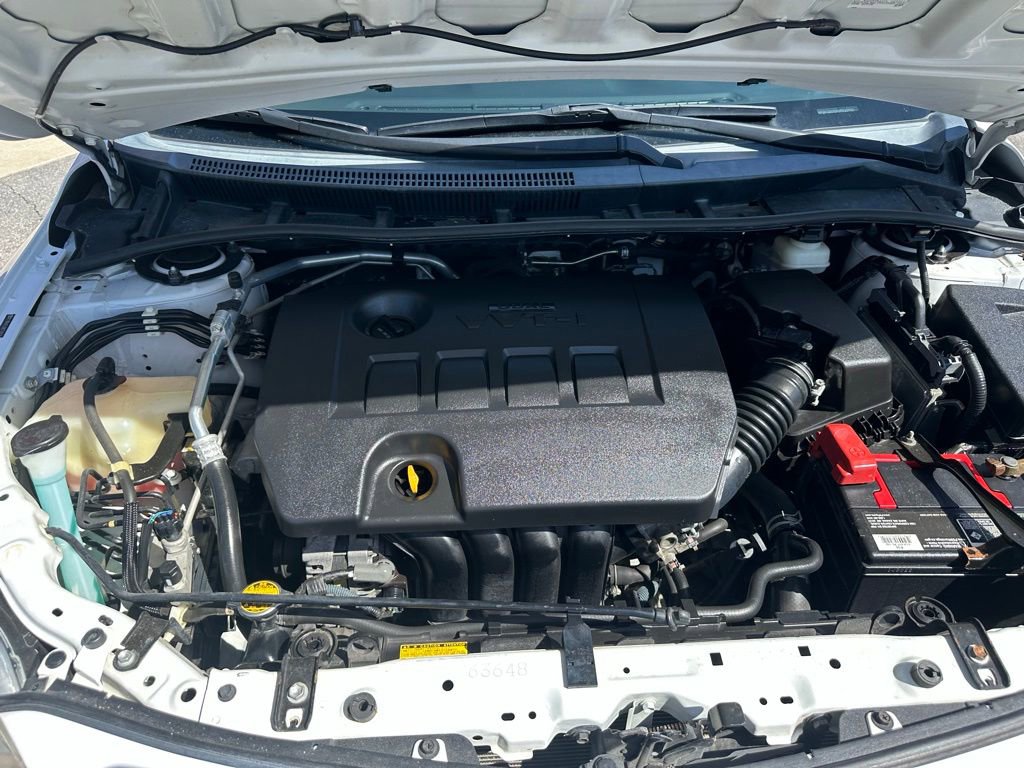 Used 2011 Toyota Corolla LE image 30