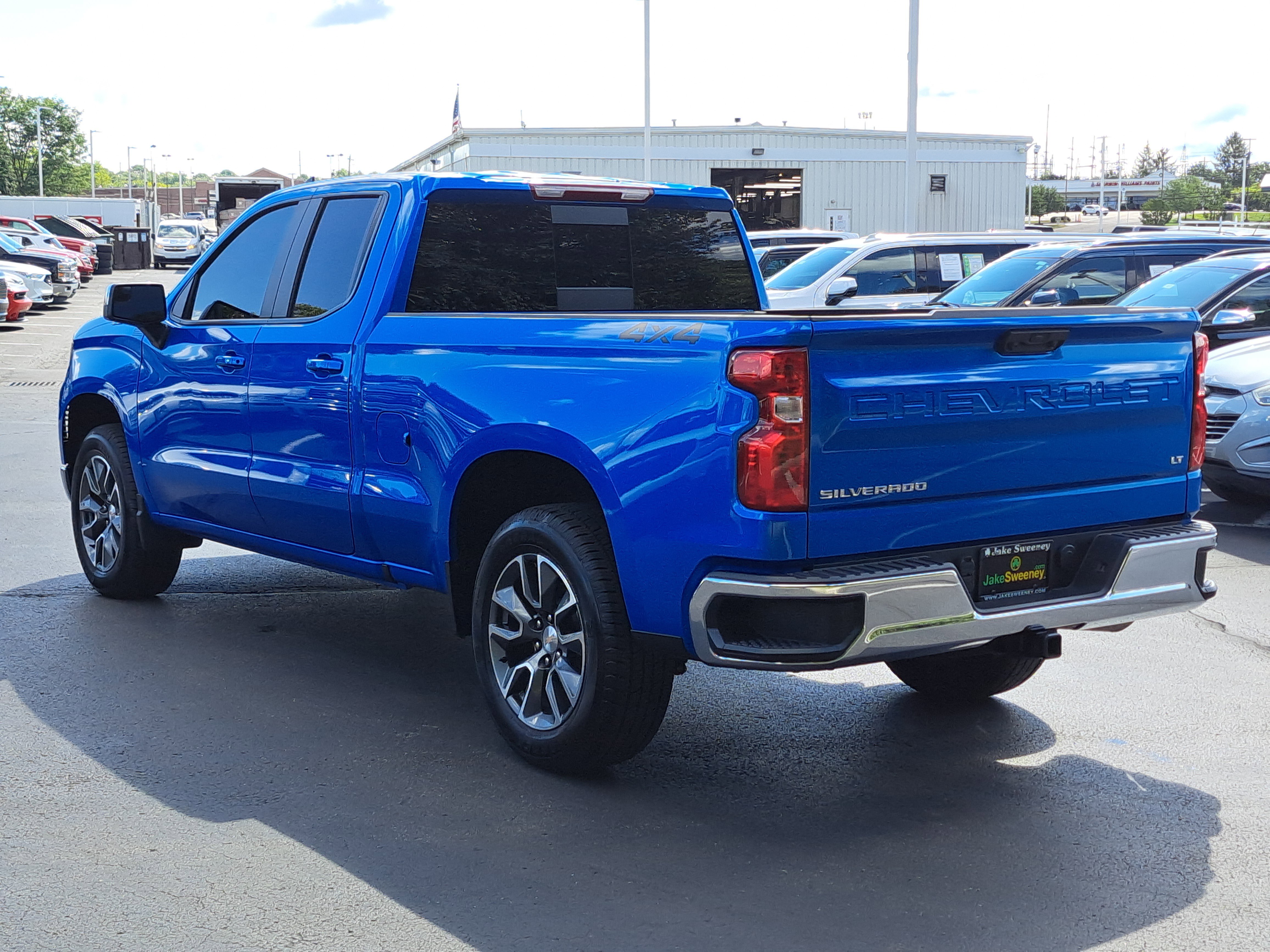 Used 2025 Chevrolet Silverado 1500 LT w/ All Star Edition Plus image 3
