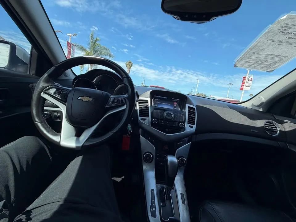 Used 2014 Chevrolet Cruze LT w/ RS Package image 6
