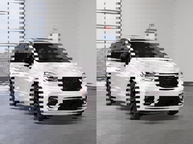 New 2026 Chrysler Pacifica Select image 8