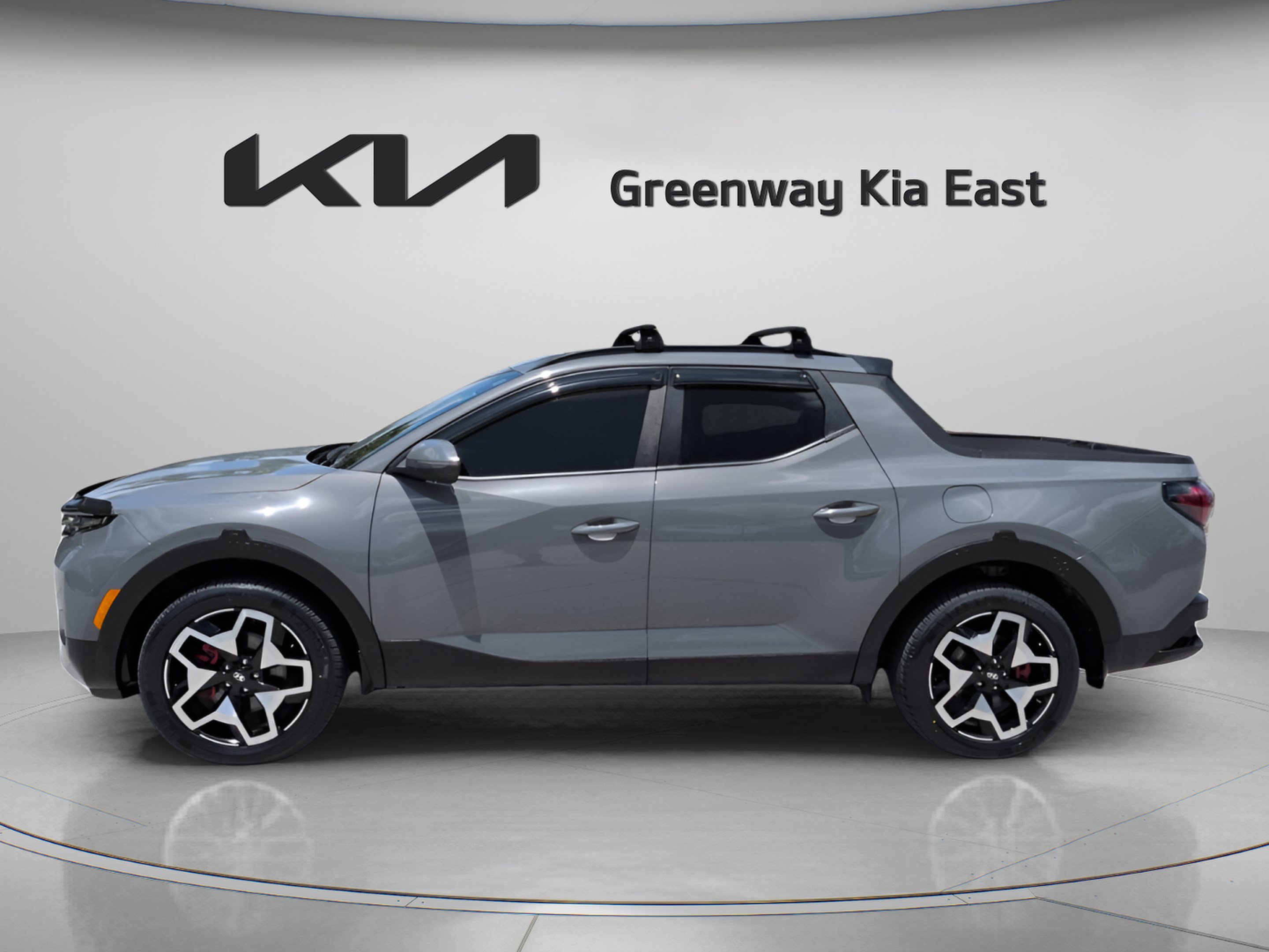 Used 2024 Hyundai Santa Cruz Limited AWD/4WD image 9