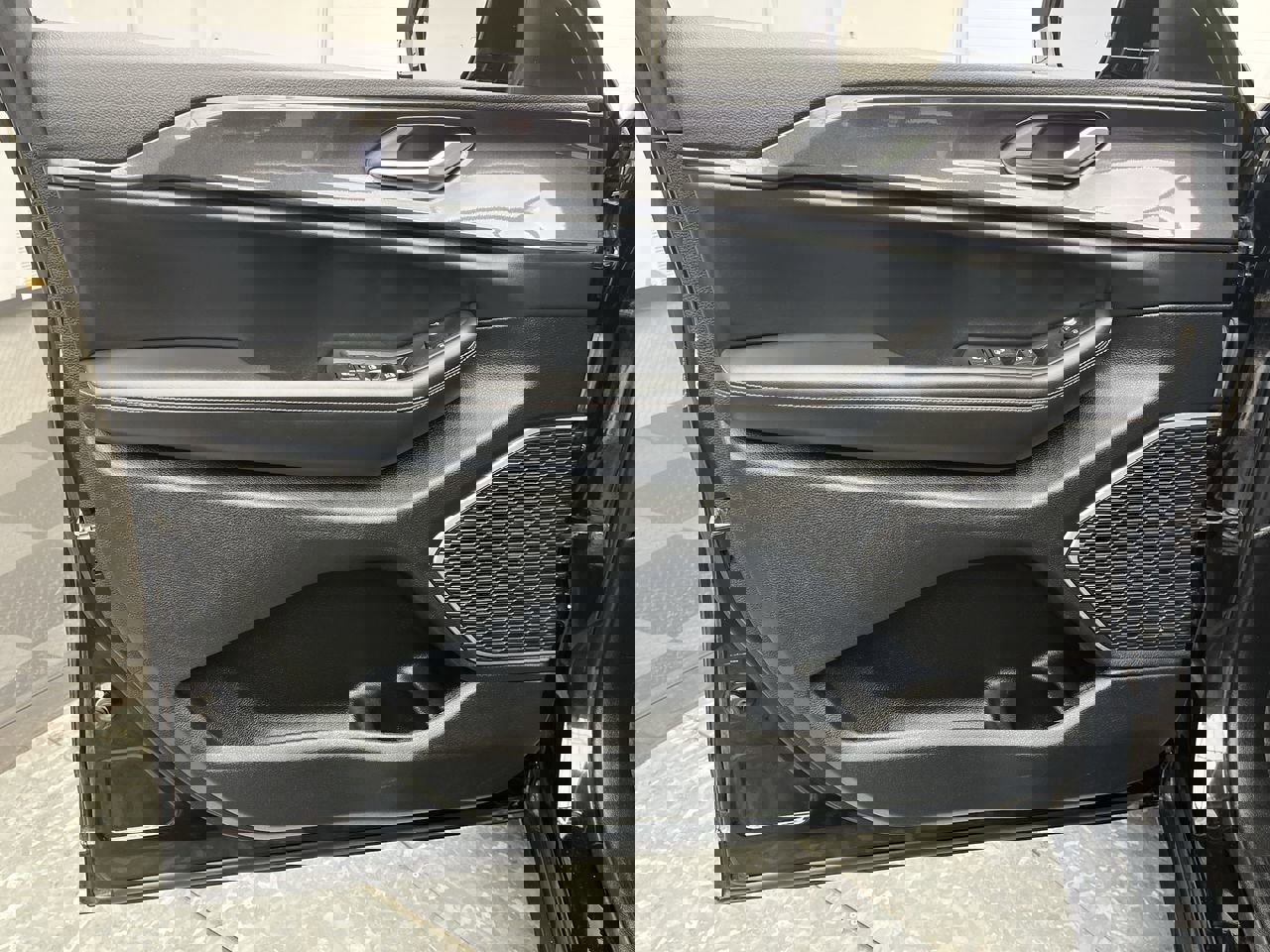 Used 2022 Jeep Grand Cherokee Altitude image 6