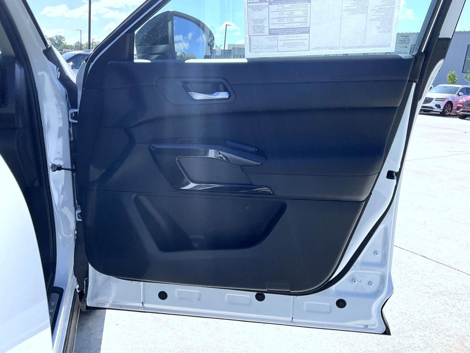 New 2026 Nissan Pathfinder Platinum AWD/4WD image 16