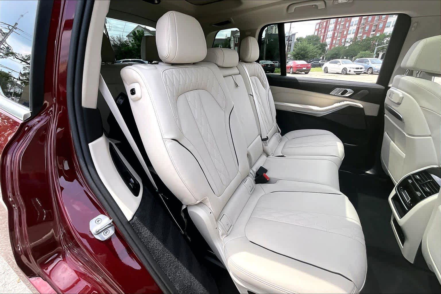 Used 2026 BMW X7 xDrive40i AWD/4WD image 19