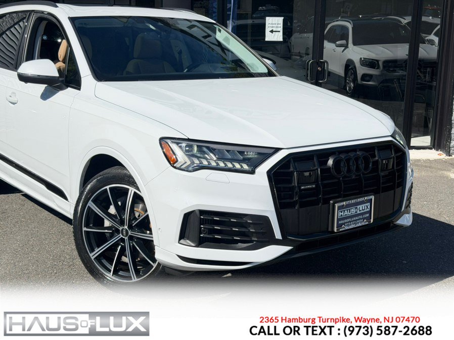 Used 2021 Audi Q7 3.0T Prestige AWD/4WD image 3