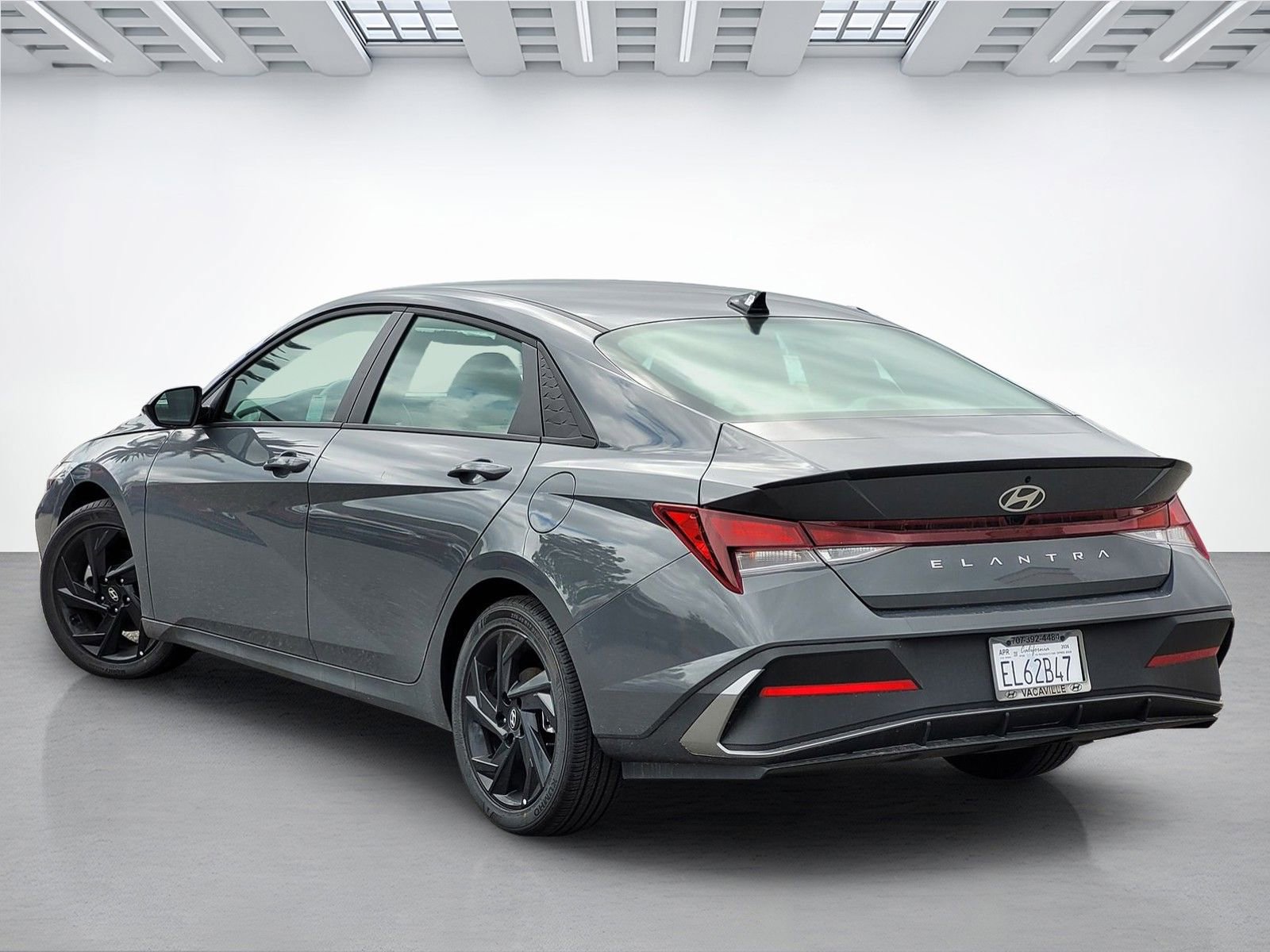 Certified 2026 Hyundai Elantra Sport w/ Cargo Package FWD image 13