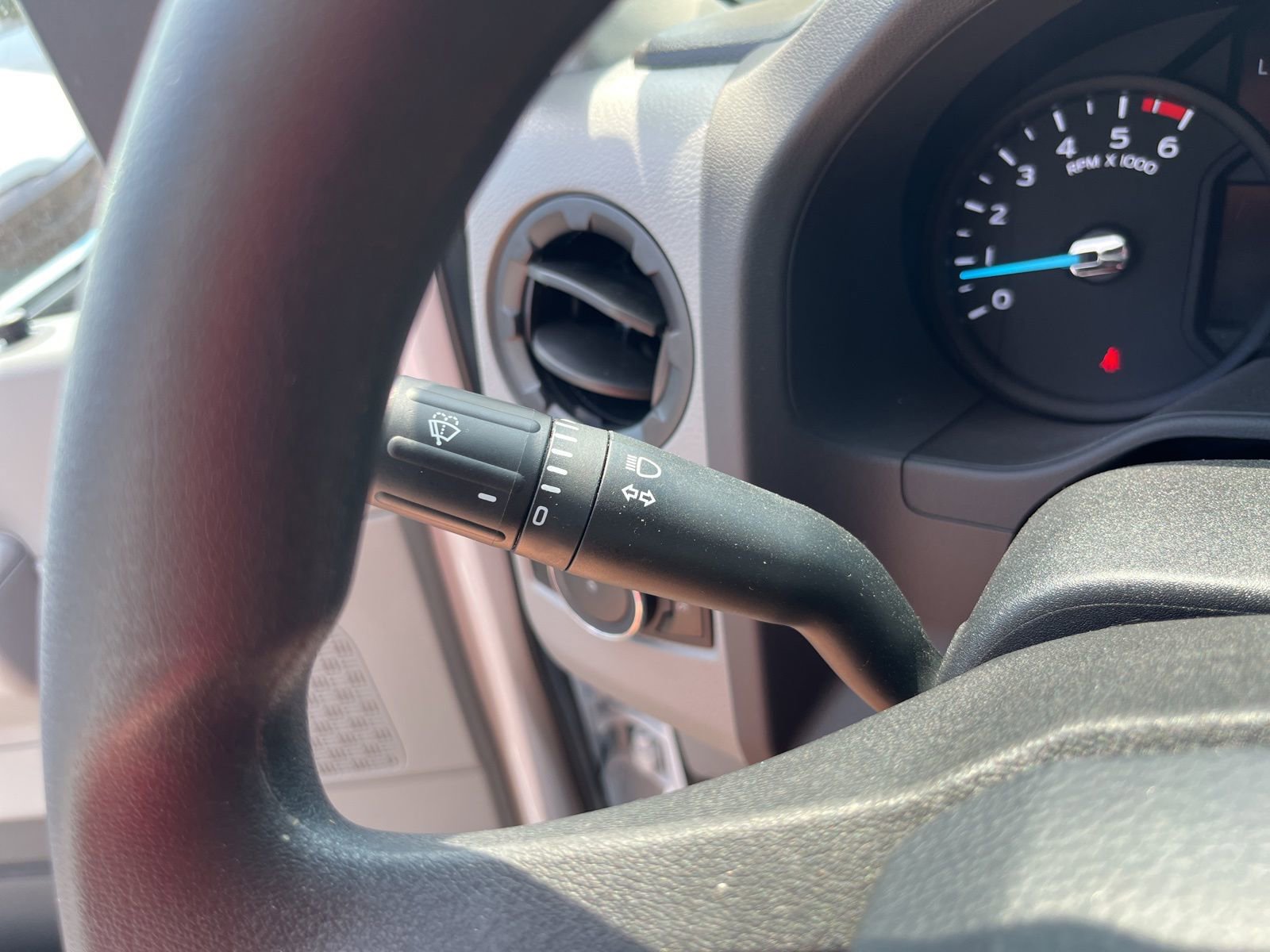 New 2026 Ford E-350 and Econoline 350 Super Duty w/ Power Equipment Group image 10