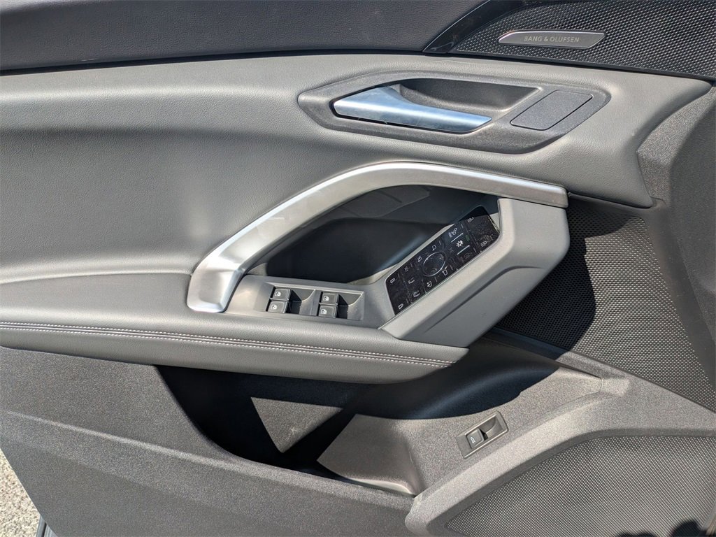 New 2025 Audi Q5 Premium Plus image 10