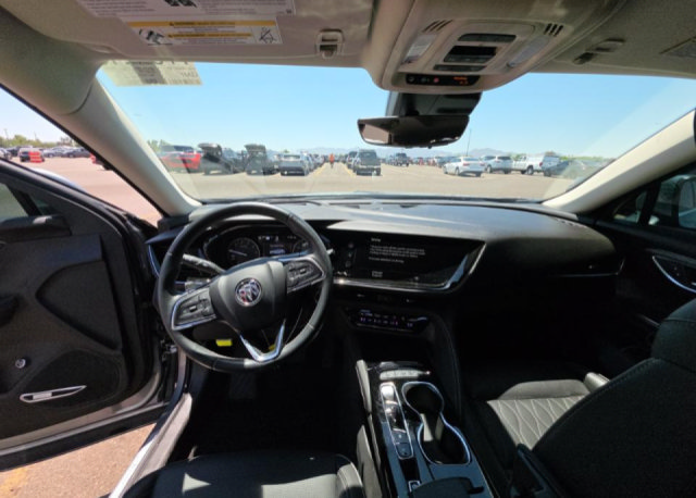 Used 2023 Buick Envision Avenir AWD/4WD image 10