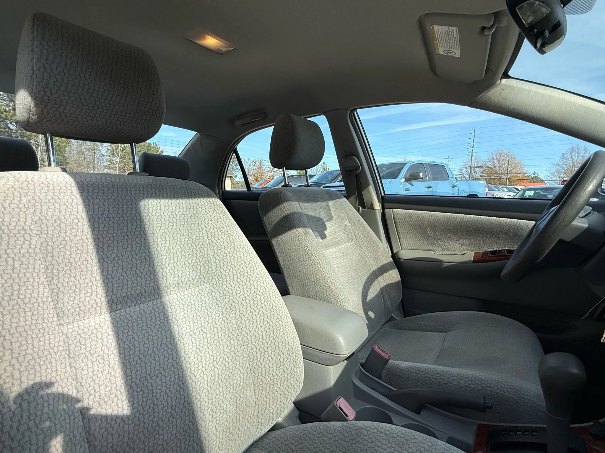 Used 2003 Toyota Corolla LE image 23