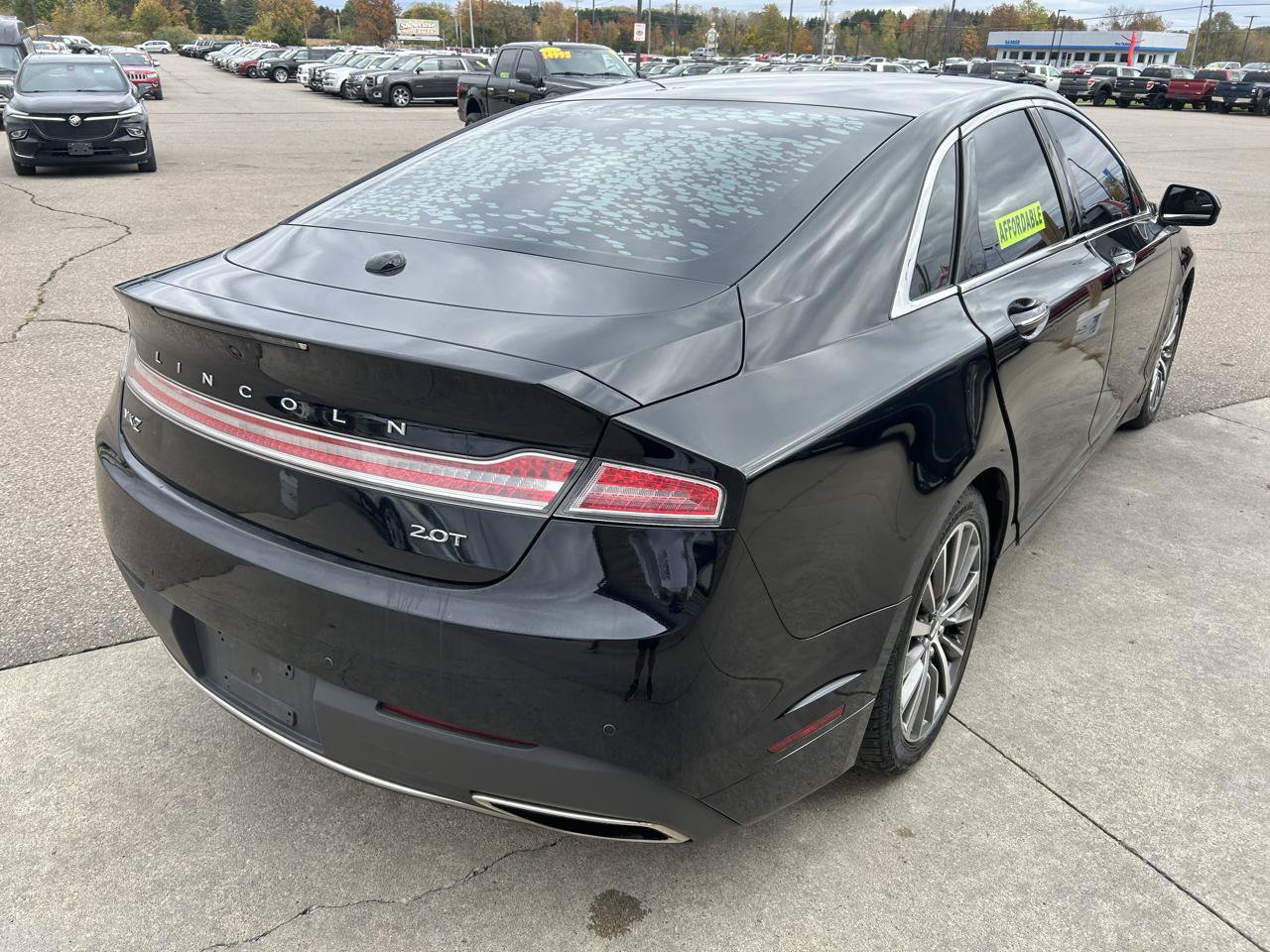 Used 2017 Lincoln MKZ Premiere FWD image 5