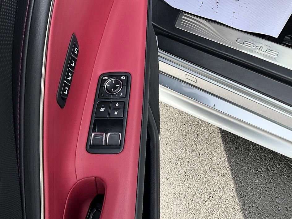Used 2022 Lexus LC 500 Convert w/ Accessory Package RWD image 22