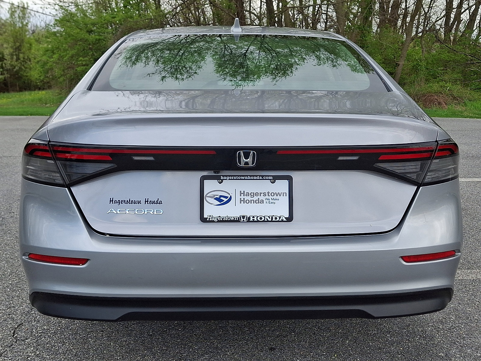Used 2023 Honda Accord EX image 5