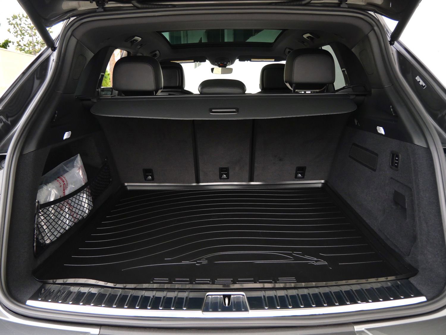 Used 2025 Porsche Cayenne S image 19