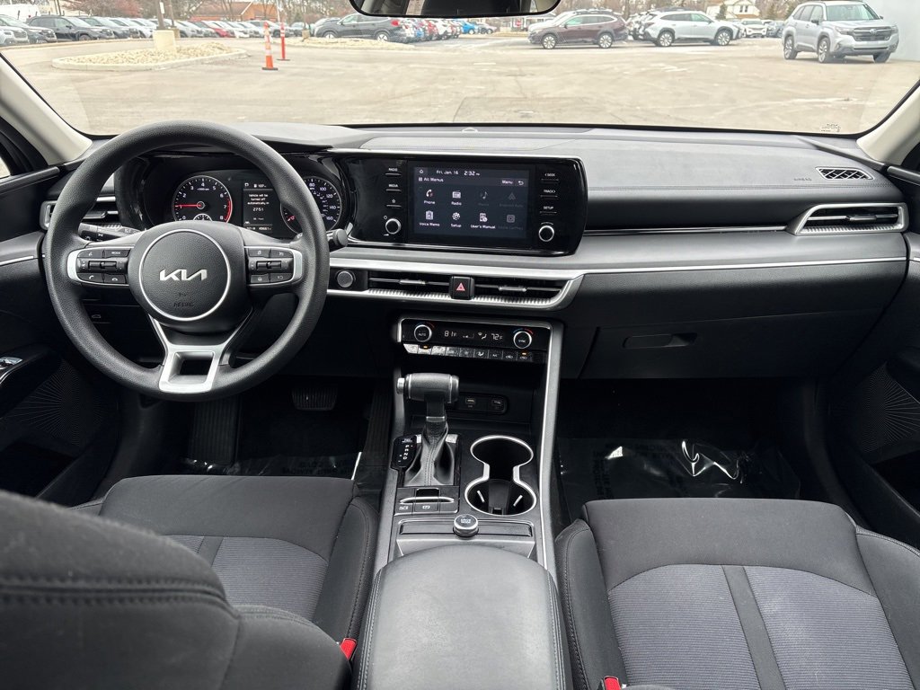 Used 2023 Kia K5 LXS image 13