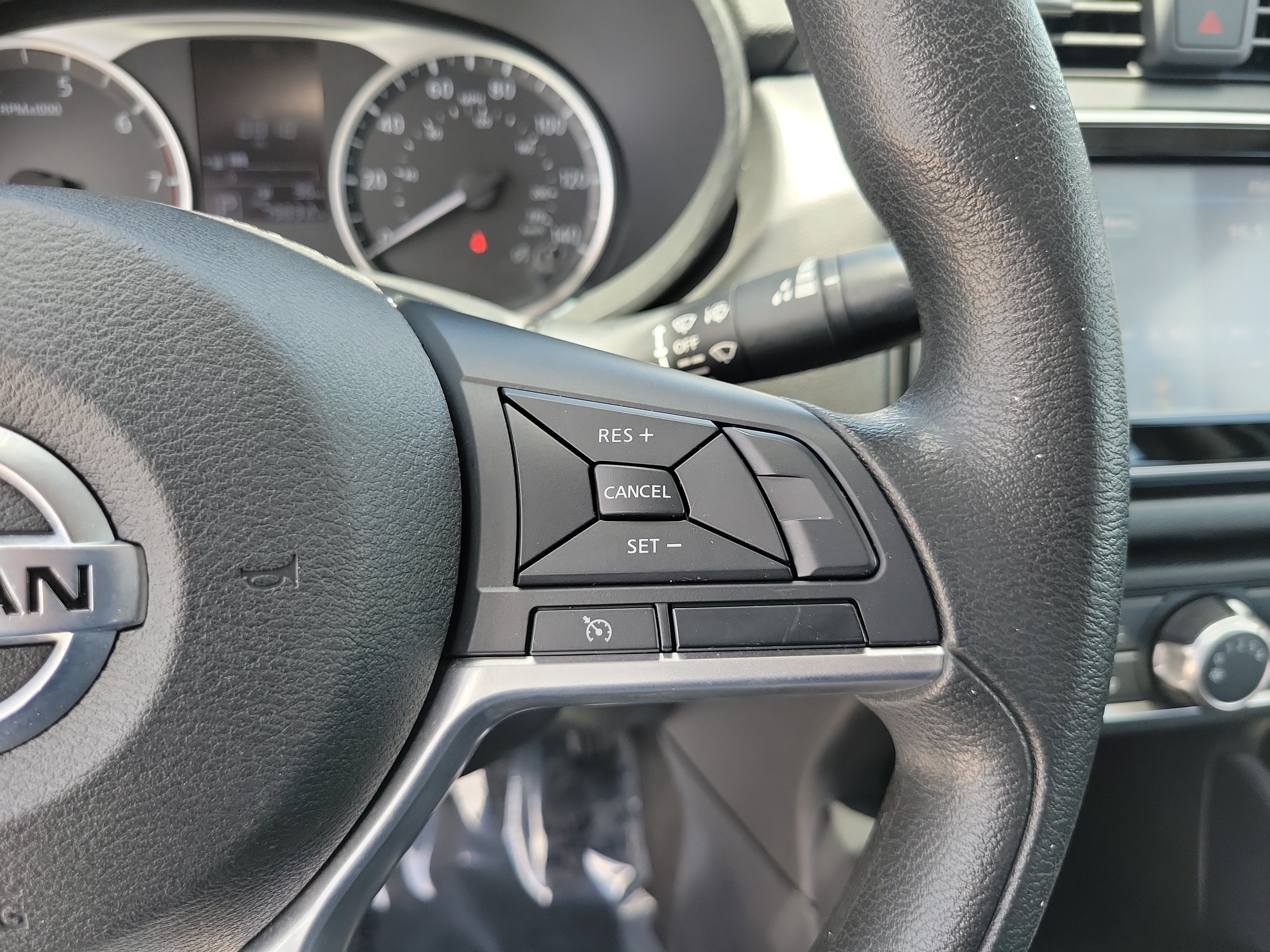 Used 2021 Nissan Versa S FWD image 19