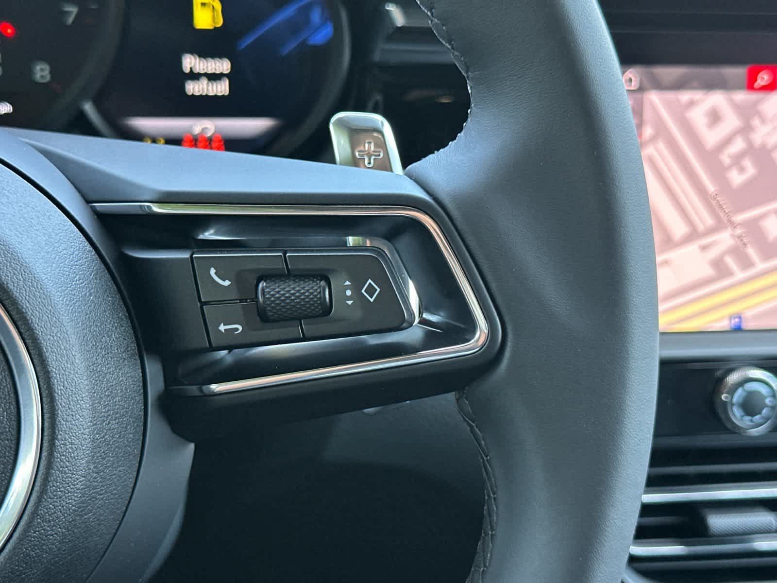 New 2026 Porsche Macan AWD/4WD image 27