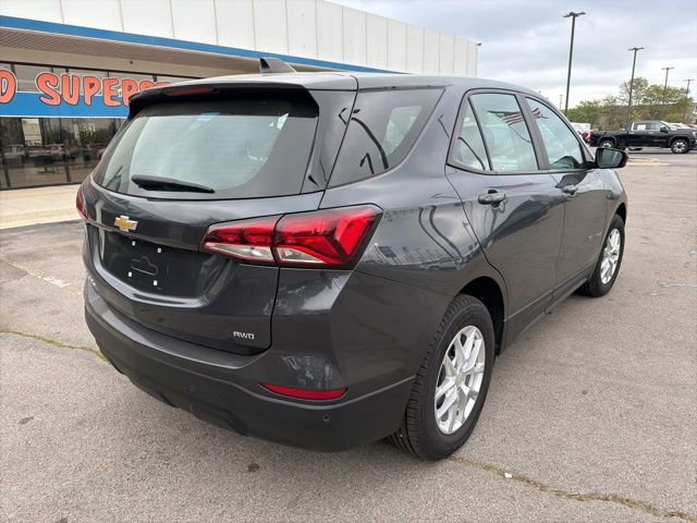 Used 2022 Chevrolet Equinox LS image 4