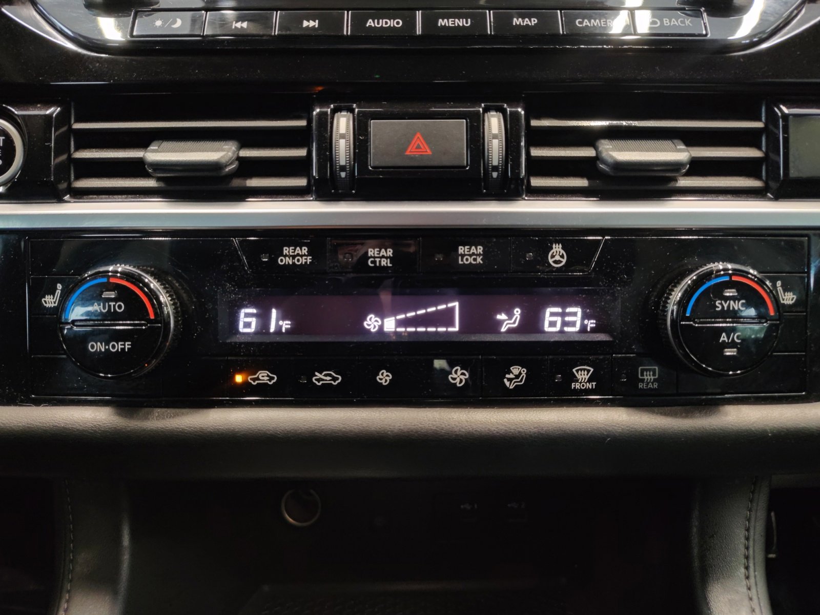 Used 2024 Nissan Pathfinder SL w/ SL Premium Package image 20