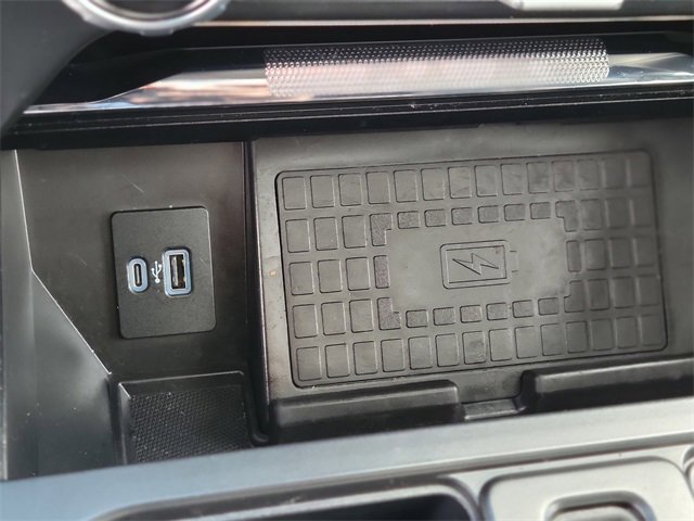 Certified 2022 Ford F150 Raptor w/ Equipment Group 801A High image 27