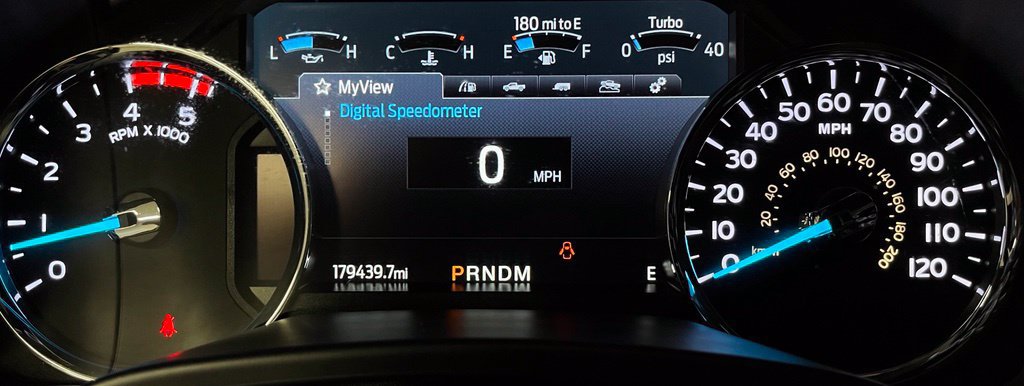 Used 2021 Ford F350 Platinum w/ FX4 Off-Road Package AWD/4WD image 27