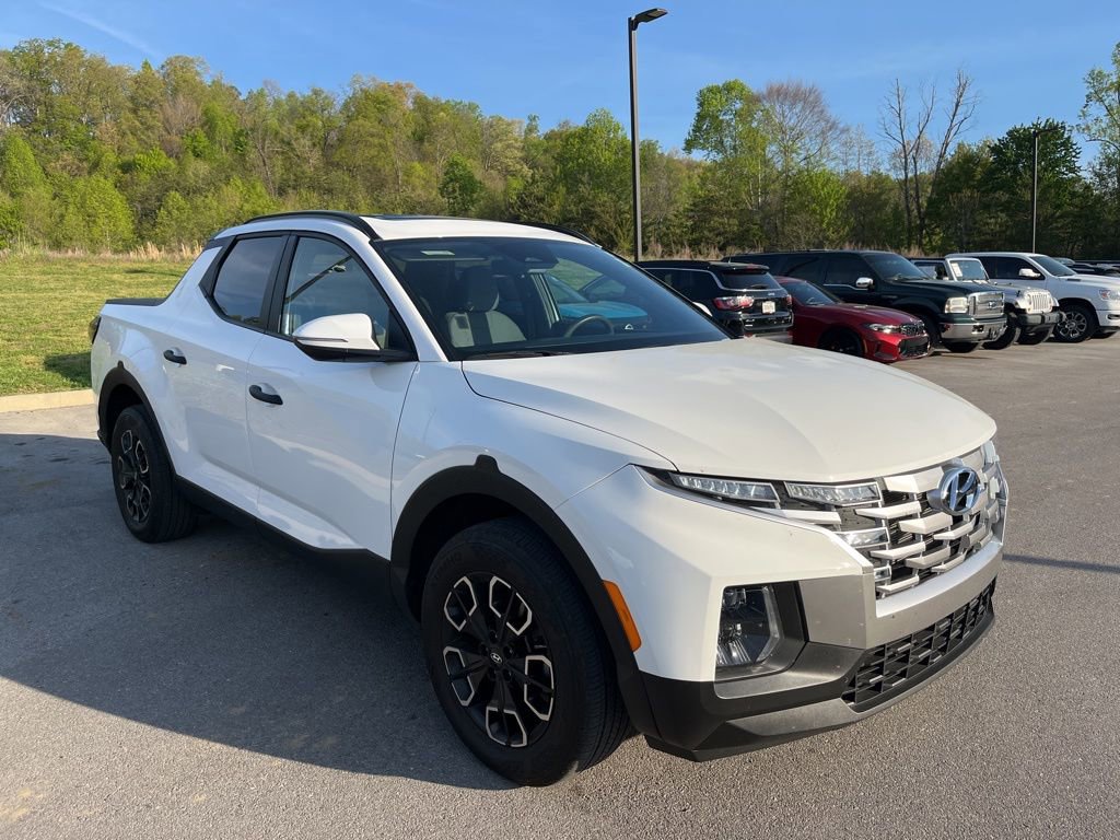 Used 2024 Hyundai Santa Cruz SEL w/ Activity Package image 2