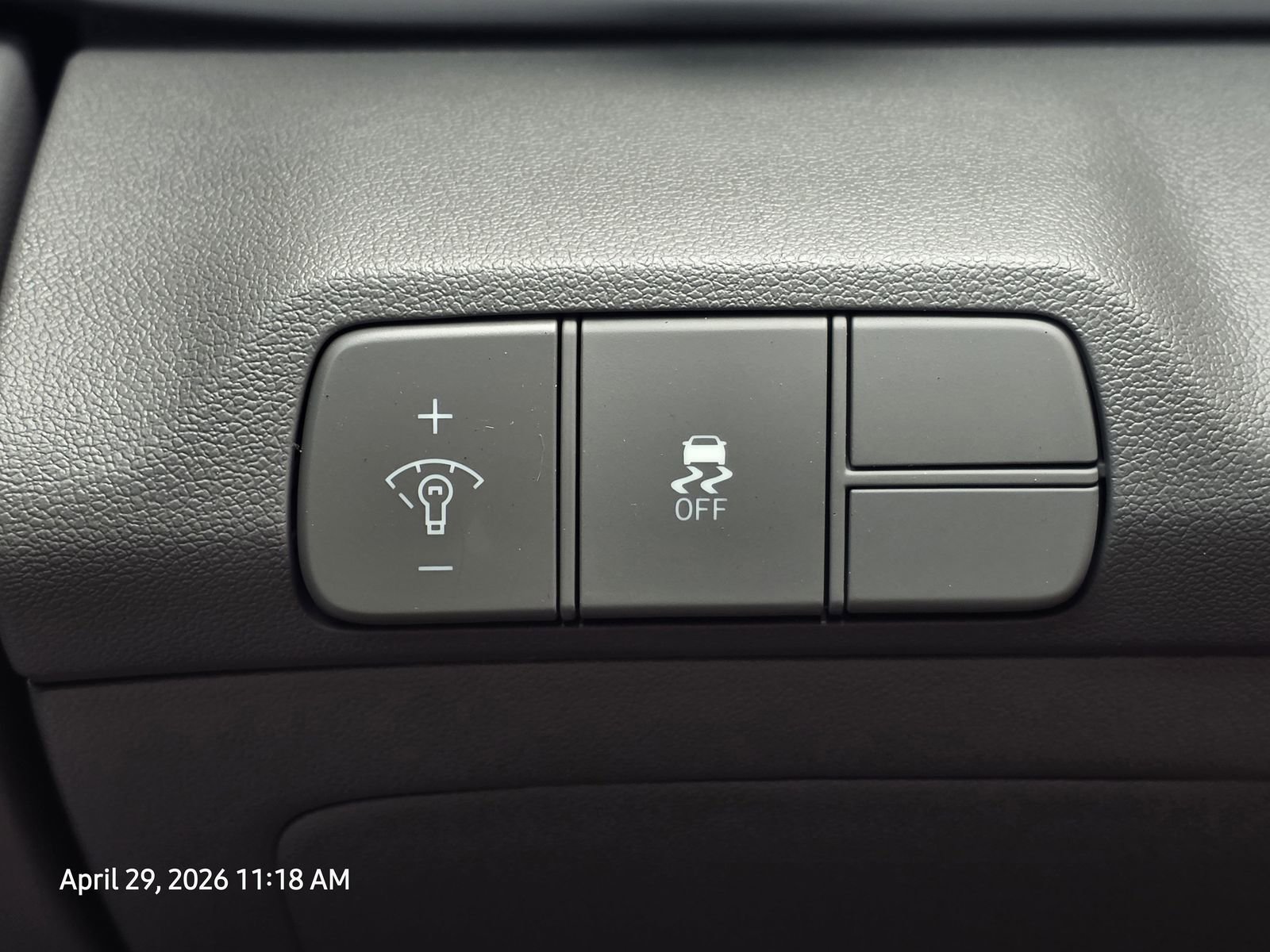 Certified 2025 Hyundai Elantra Sport FWD image 28