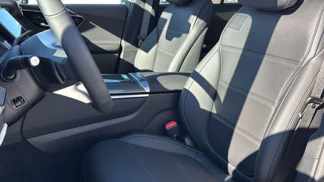 Certified 2026 Mercedes-Benz GLC 300 4MATIC image 23
