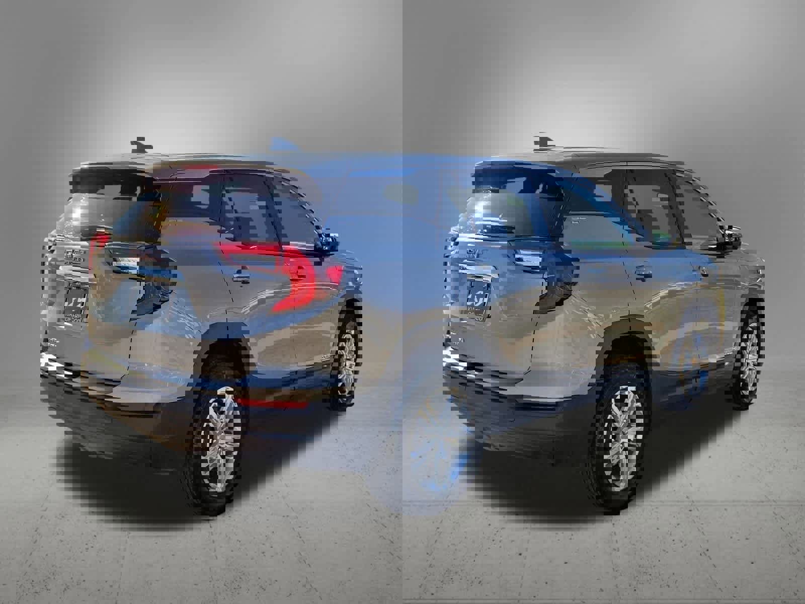 Used 2024 GMC Terrain SLE image 6