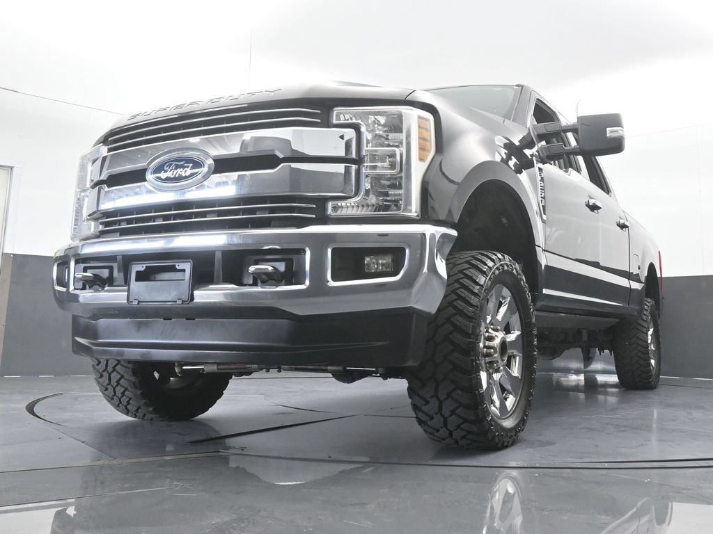 Used 2019 Ford F250 Lariat w/ Chrome Package AWD/4WD image 54