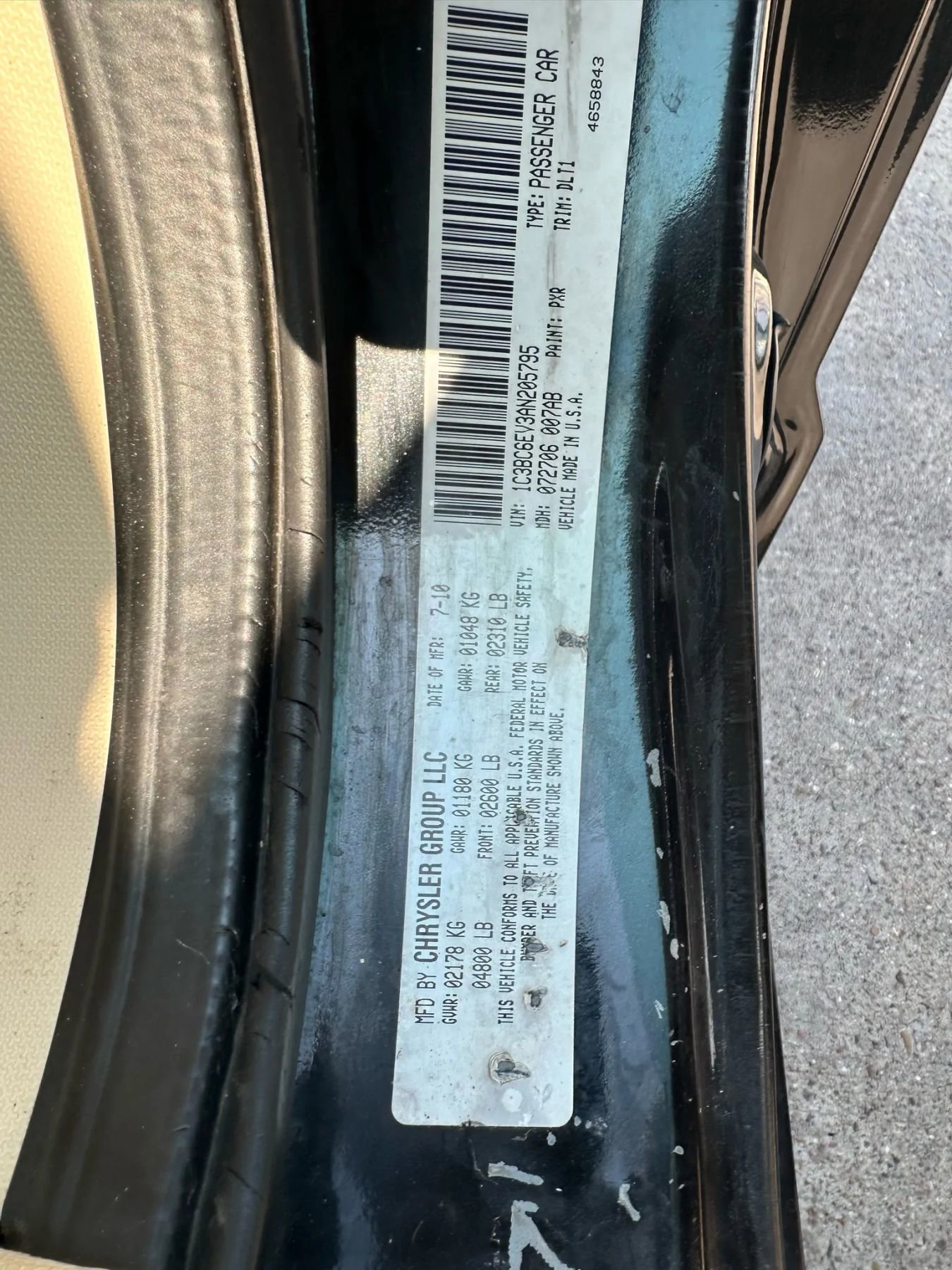 Used 2010 Chrysler Sebring Limited image 7