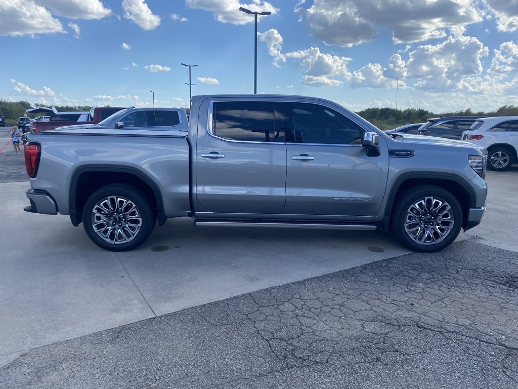 Used 2024 GMC Sierra 1500 Denali Ultimate image 6