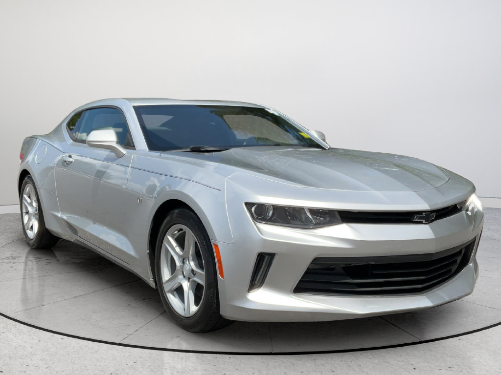 Certified 2018 Chevrolet Camaro LT RWD image 1