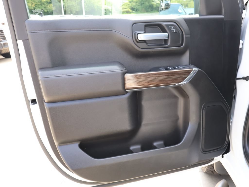 Certified 2021 Chevrolet Silverado 1500 LT Trail Boss w/ Bed Protection Package AWD/4WD image 12