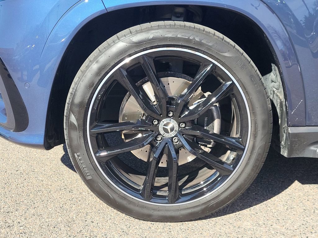 Used 2024 Mercedes-Benz GLS 450 4MATIC image 10