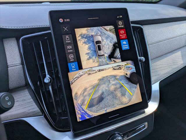 New 2026 Volvo XC90 T8 Plus w/ Protection Package Premier AWD/4WD image 10