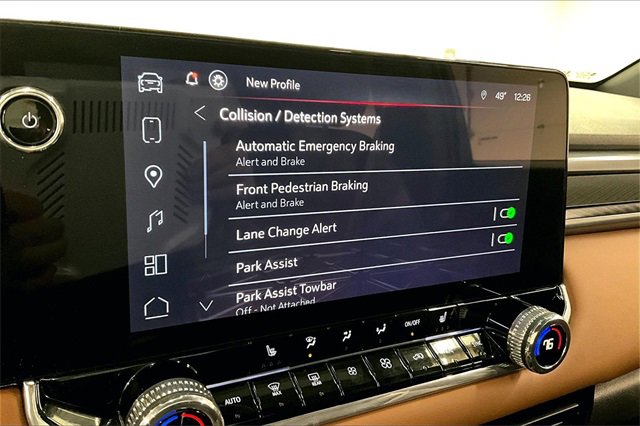 Used 2024 GMC Canyon AT4 w/ Canyon Safety Plus Package image 34