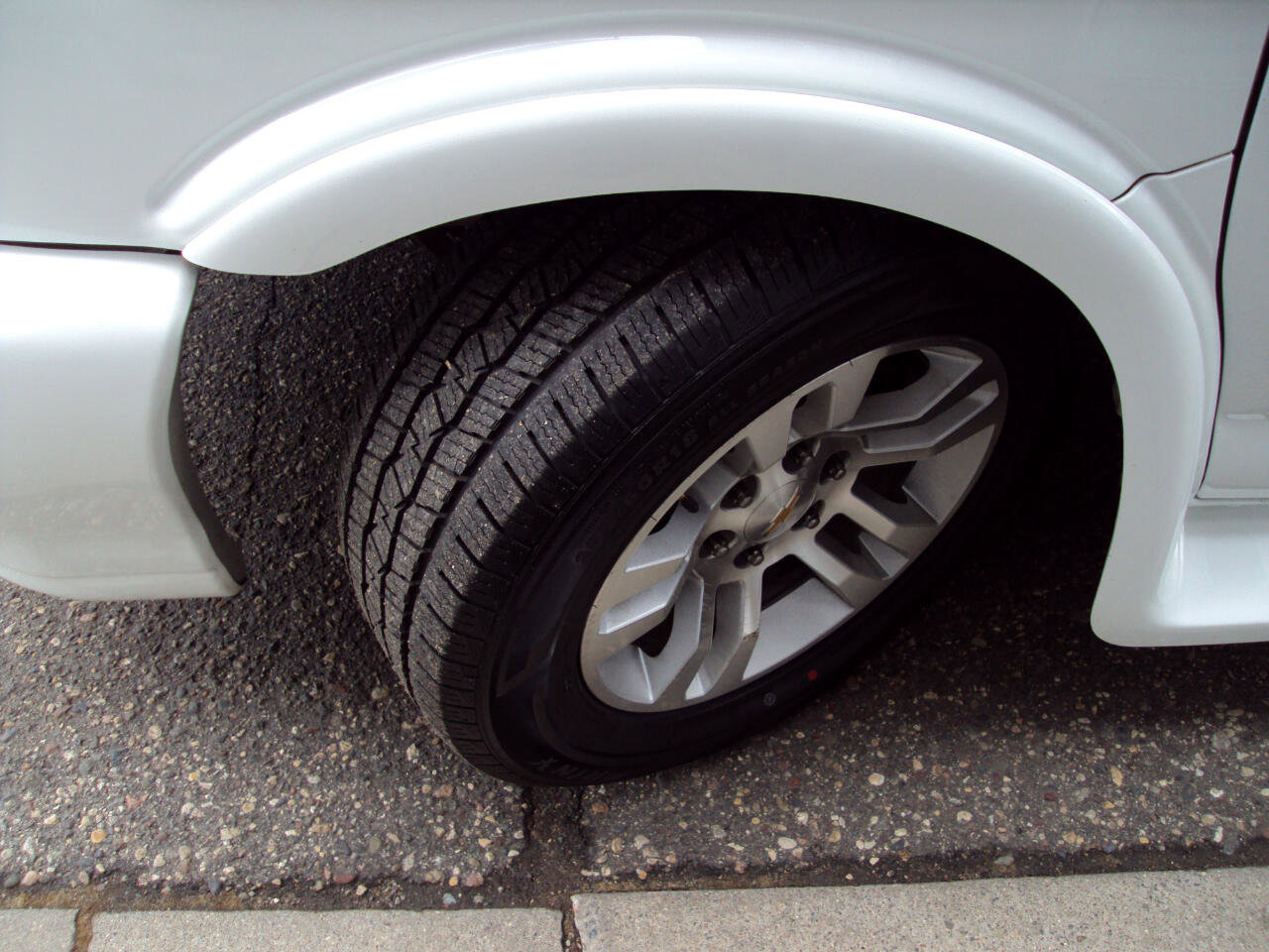 Used 2014 Chevrolet Express 1500 AWD image 36