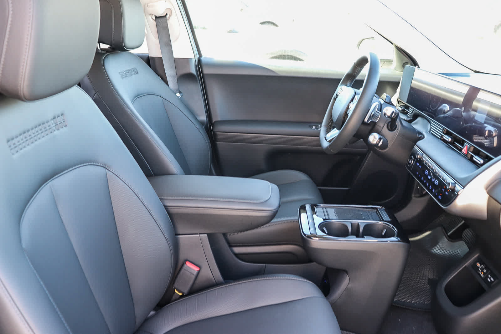 New 2026 Hyundai Ioniq 5 SEL RWD image 23