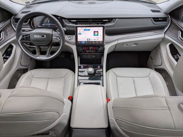 Certified 2023 Jeep Grand Cherokee L Overland AWD/4WD image 26