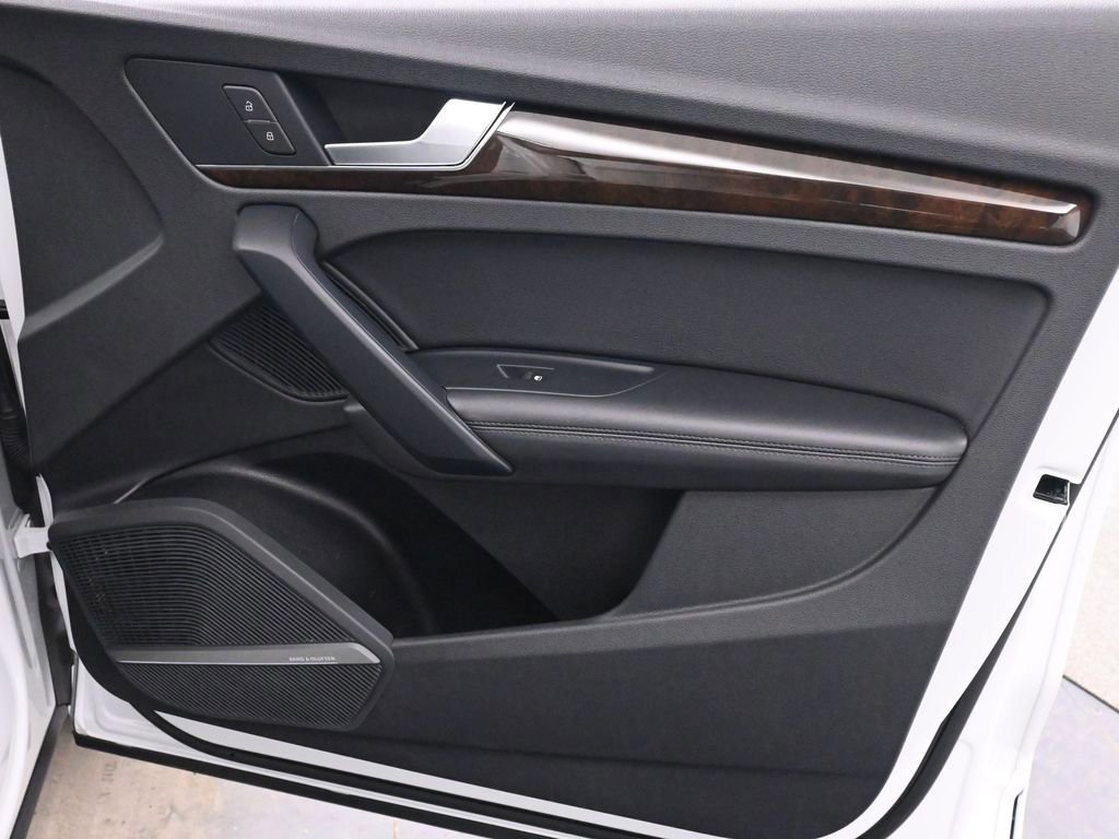 Used 2019 Audi Q5 2.0T Premium Plus AWD/4WD image 23