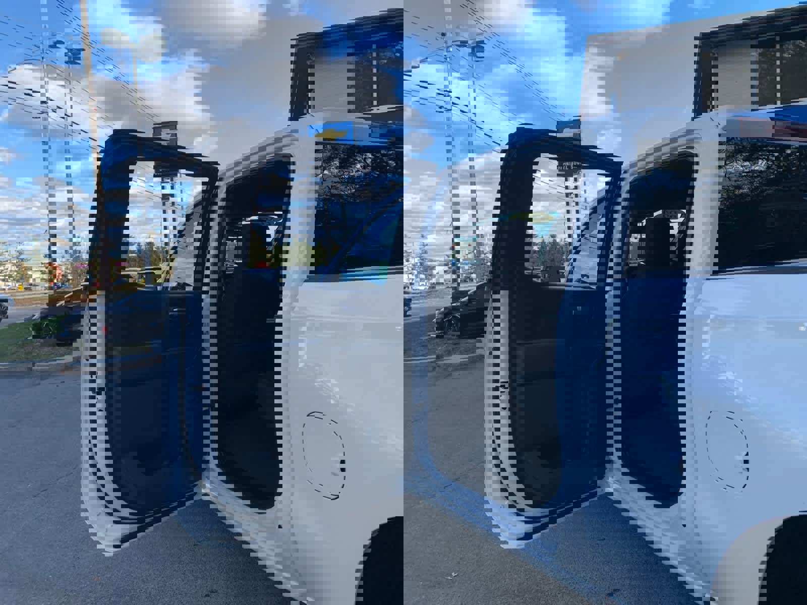 Certified 2024 Chevrolet Silverado 1500 Custom image 32