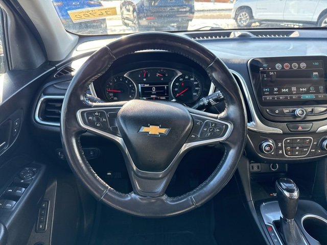 Used 2018 Chevrolet Equinox Premier image 3
