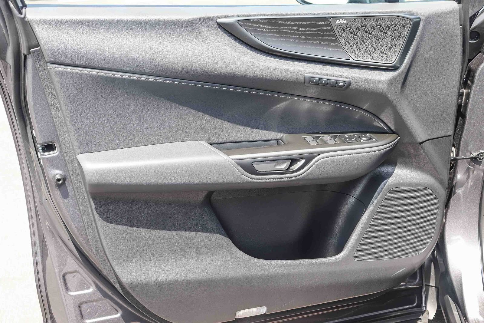 Certified 2025 Lexus NX 450h+ AWD w/ Accessory Package (Z2) image 26