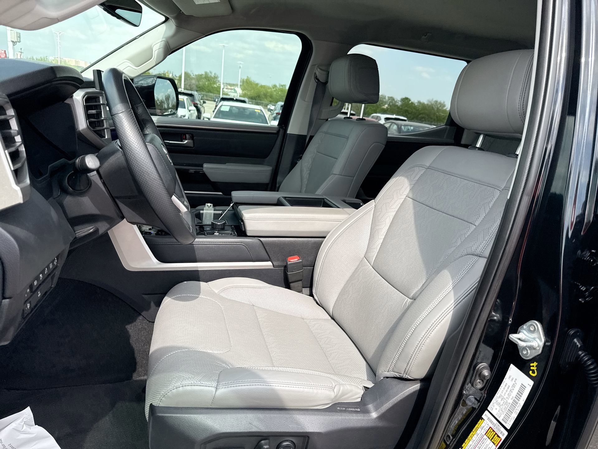 Used 2024 Toyota Tundra Limited w/ Power Package AWD/4WD image 13