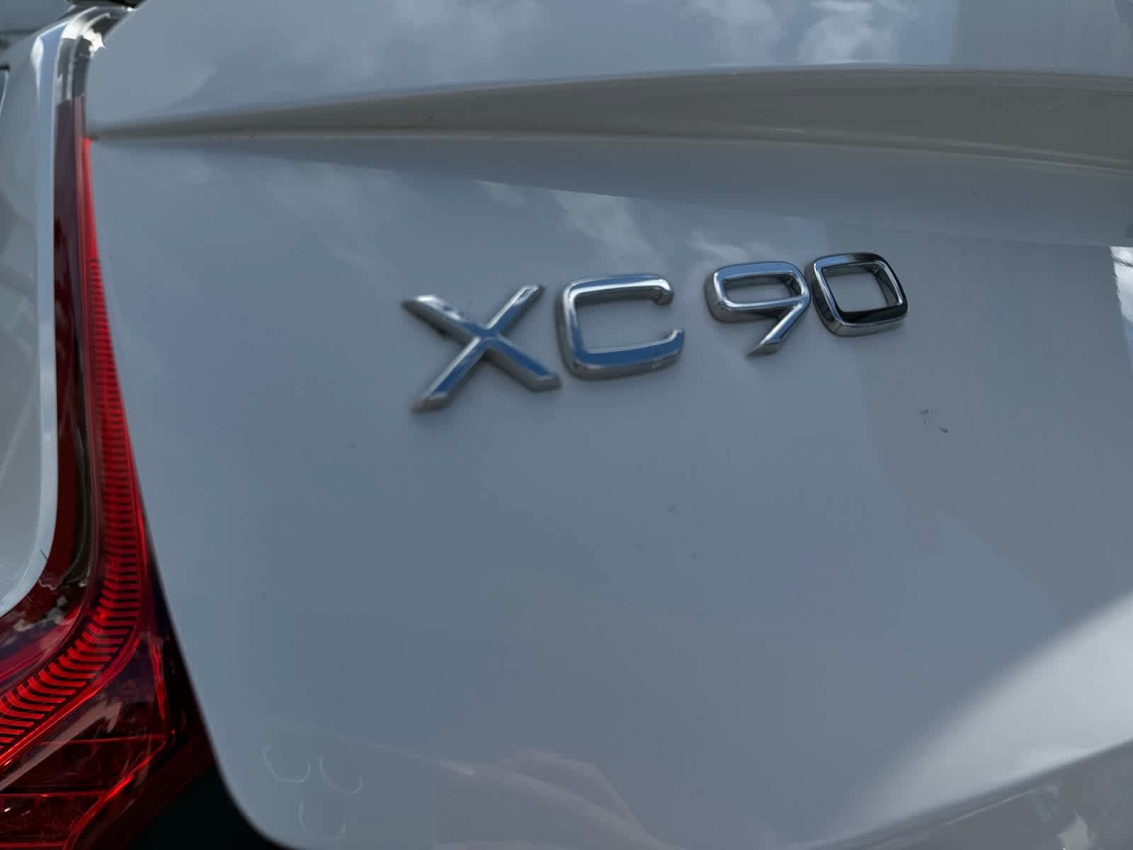 Used 2025 Volvo XC90 B5 Core AWD/4WD image 22