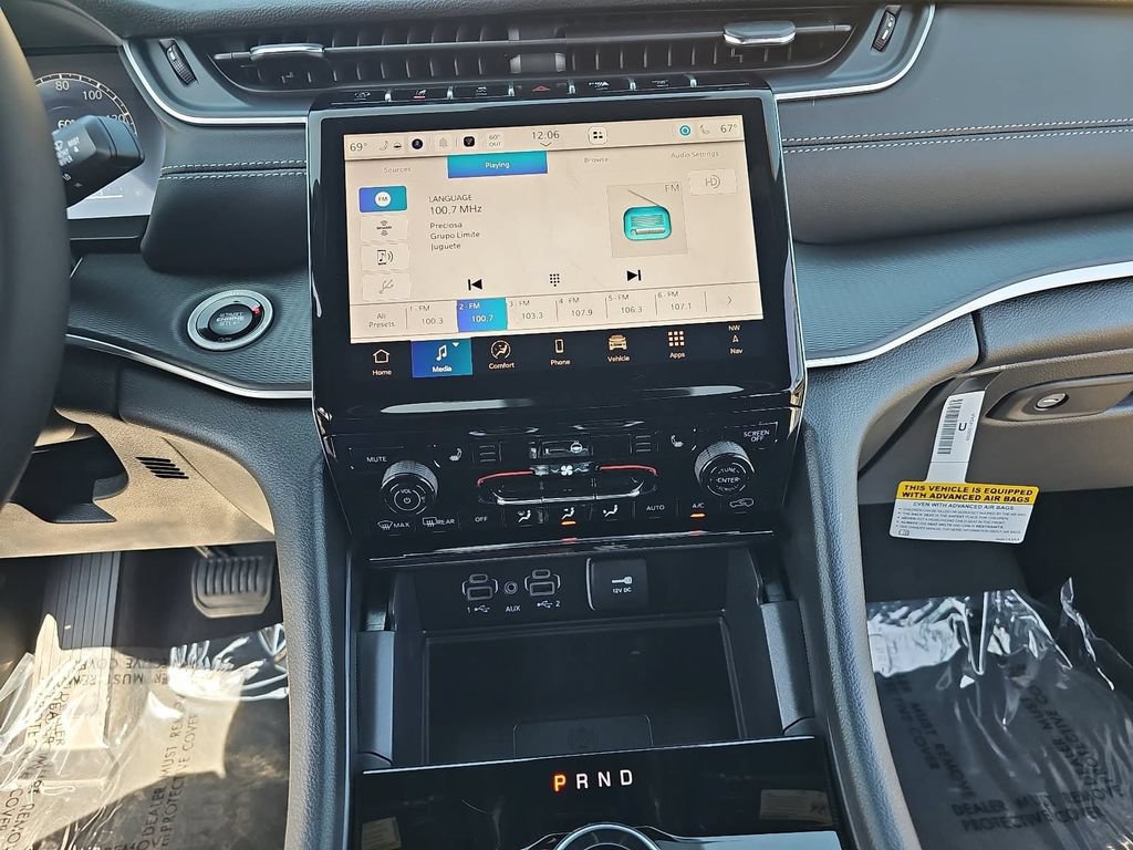New 2027 Jeep Grand Cherokee Laredo X AWD/4WD image 20