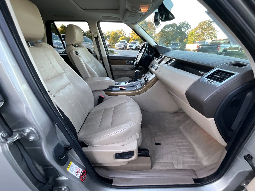 Used 2012 Land Rover Range Rover Sport HSE LUX image 28