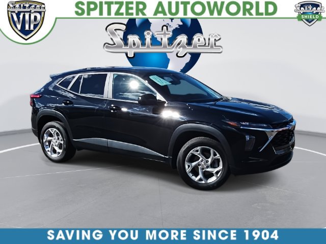 Used 2025 Chevrolet Trax LS w/ LS Convenience Package FWD image 1