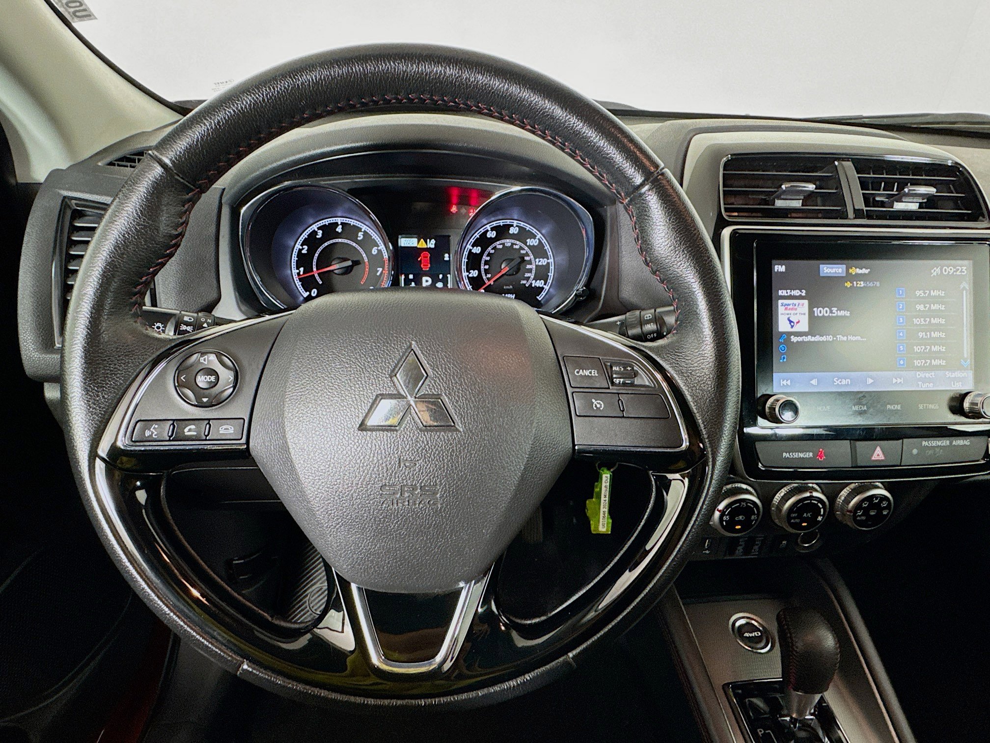 Used 2024 Mitsubishi Outlander Sport ES image 11